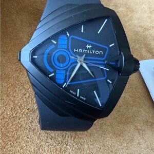 Hamilton Ventura XXL Bright Dune Limited Edition Quartz H24614330  $1750 Retail